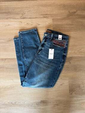NEW Judy Blue, Dark Wash Plaid Pocket High Waist Jeans, Woman’s 14